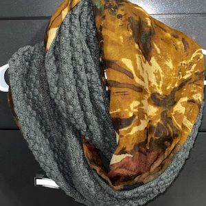 Gray/brown tone scarf